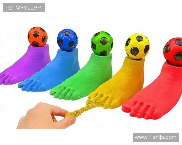 玩偶服足球的奇幻之旅探索玩具与运动的完美结合